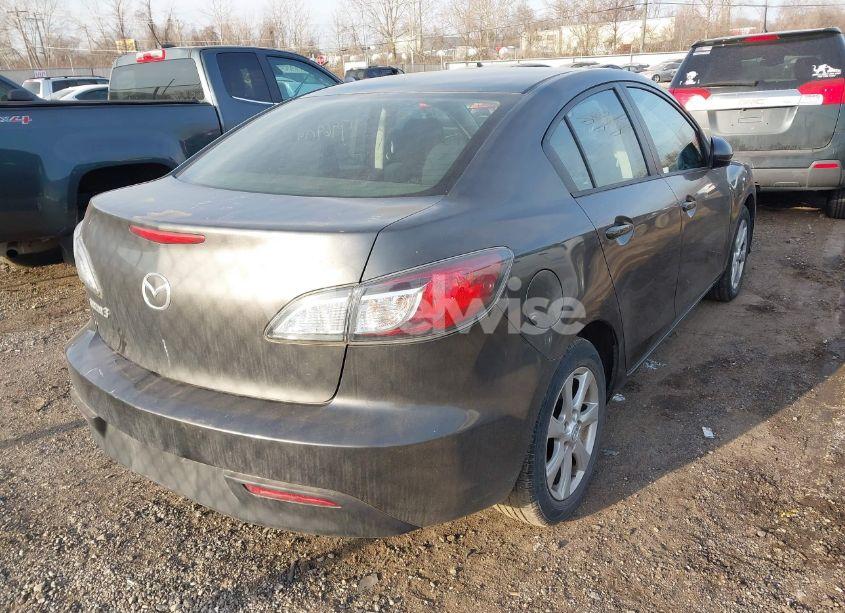 Photo 4 of 2010 Mazda Mazda3 I TOURING (VIN JM1BL1SG6A1284570)