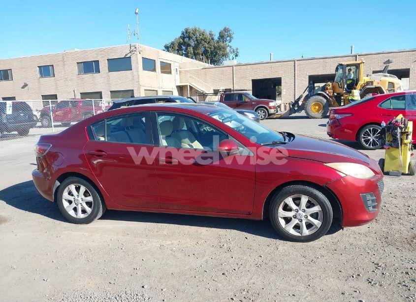 Photo 13 of 2010 Mazda Mazda3 I TOURING (VIN JM1BL1SG7A1138274)