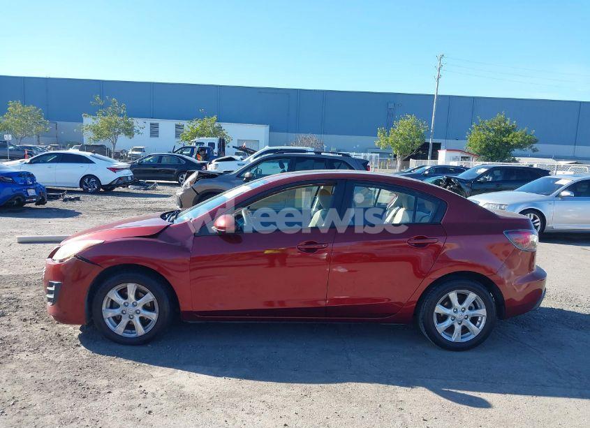Photo 14 of 2010 Mazda Mazda3 I TOURING (VIN JM1BL1SG7A1138274)