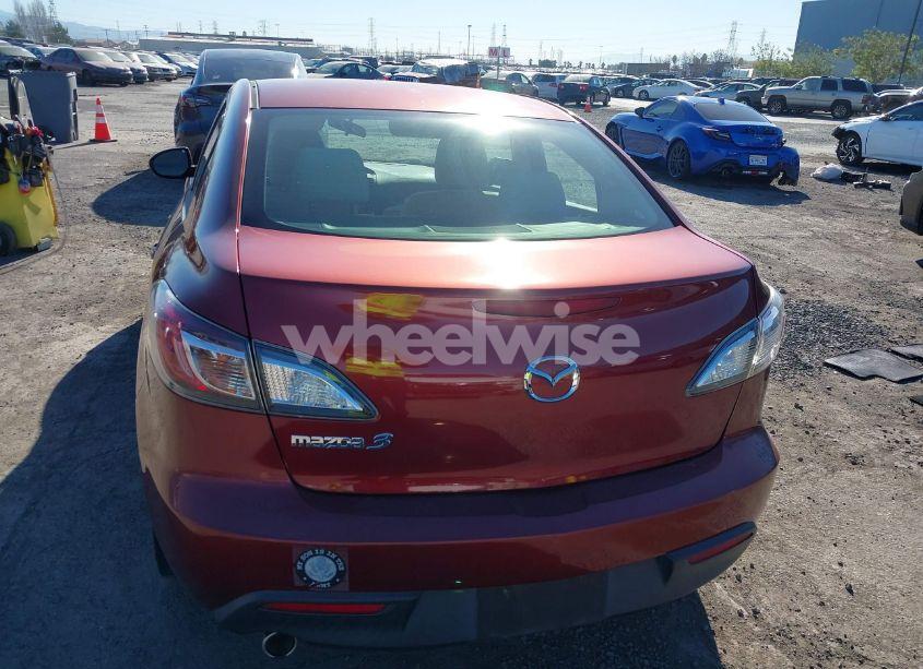 Photo 16 of 2010 Mazda Mazda3 I TOURING (VIN JM1BL1SG7A1138274)