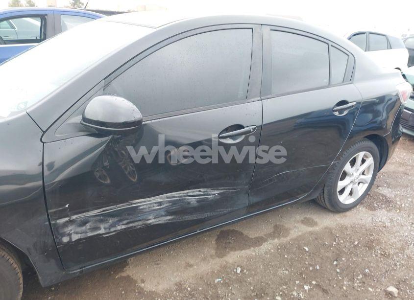 Photo 6 of 2010 Mazda Mazda3 I TOURING (VIN JM1BL1SG7A1151736)