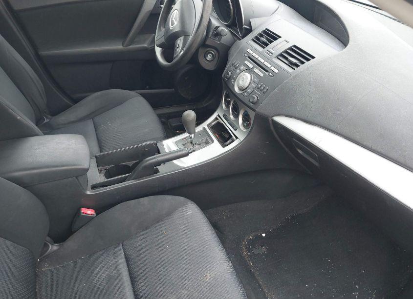 Photo 5 of 2010 Mazda Mazda3 I TOURING (VIN JM1BL1SG7A1169833)