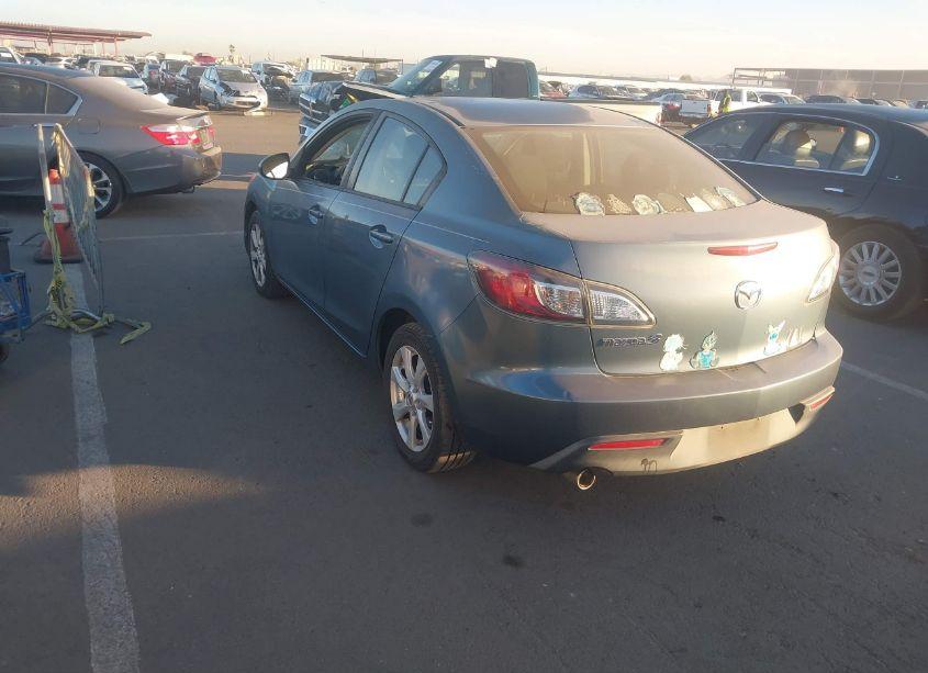 Photo 3 of 2010 Mazda Mazda3 I TOURING (VIN JM1BL1SG7A1243798)