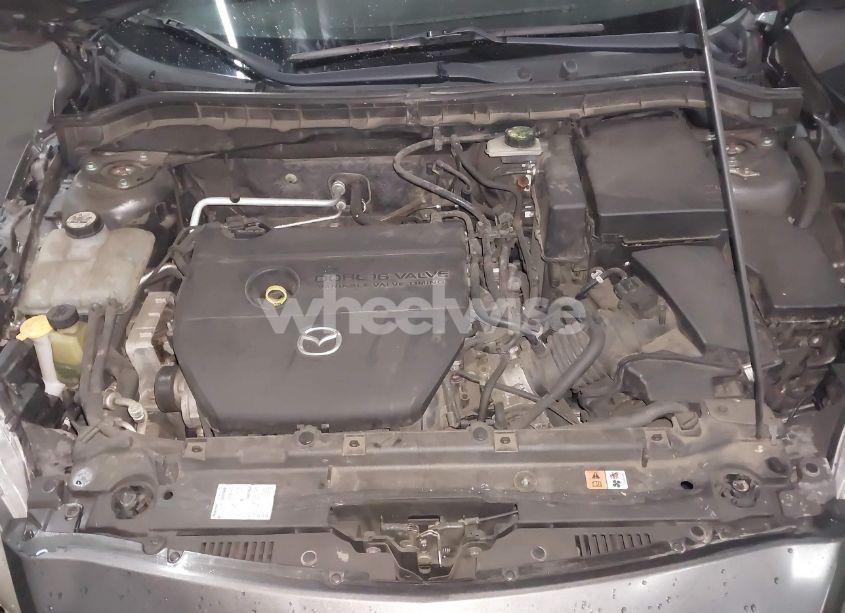 Photo 10 of 2010 Mazda Mazda3 I TOURING (VIN JM1BL1SG7A1257152)