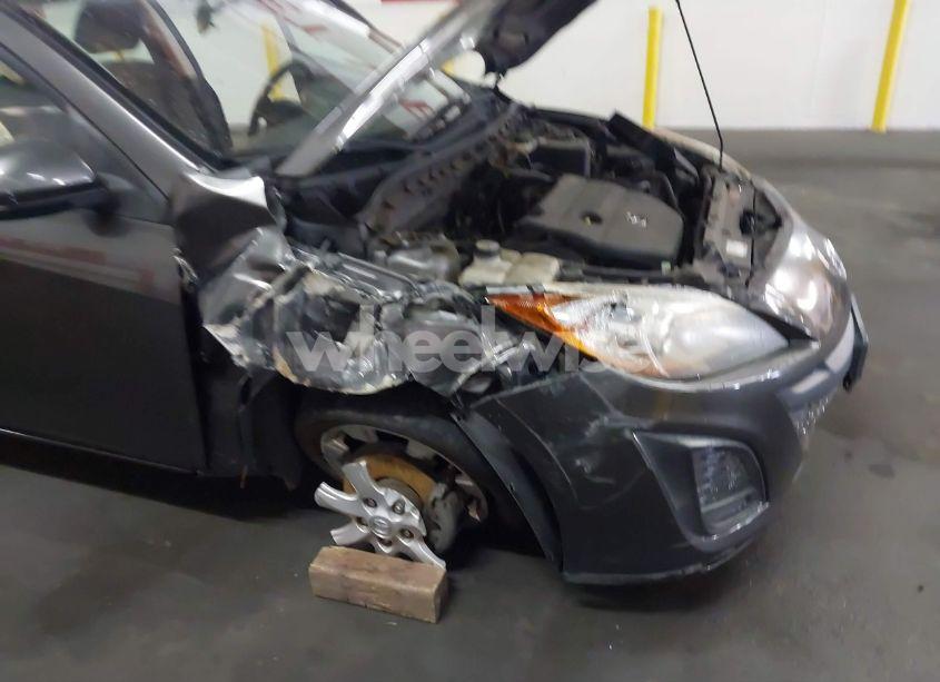 Photo 6 of 2010 Mazda Mazda3 I TOURING (VIN JM1BL1SG7A1257152)