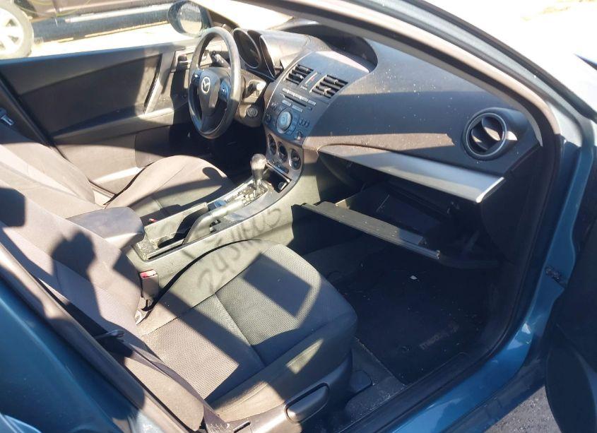 Photo 5 of 2010 Mazda Mazda3 I TOURING (VIN JM1BL1SG7A1292032)