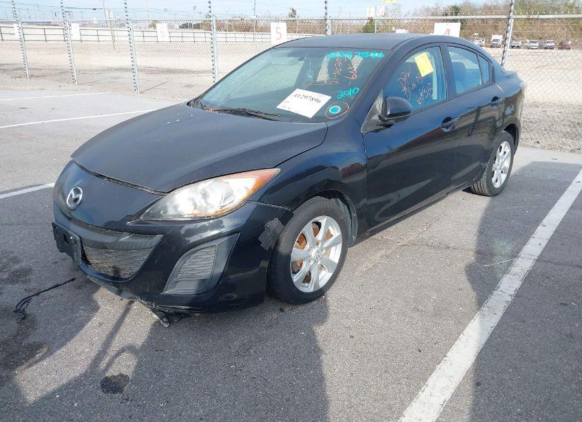 Photo 2 of 2010 Mazda Mazda3 I TOURING (VIN JM1BL1SG7A1326390)