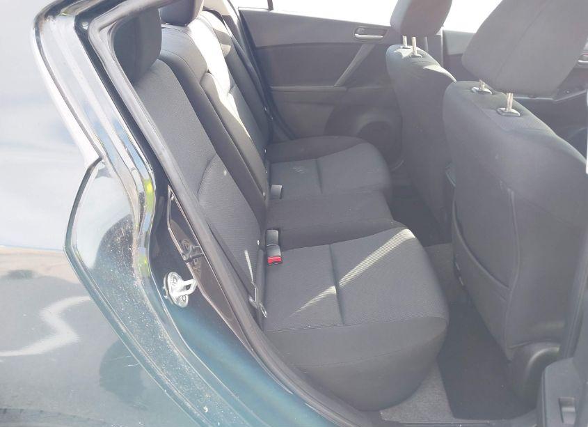 Photo 8 of 2010 Mazda Mazda3 I TOURING (VIN JM1BL1SG7A1326390)