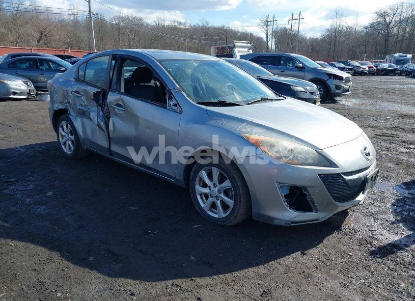 2010 Mazda Mazda3 I TOURING (VIN JM1BL1SG8A1105137) main photo