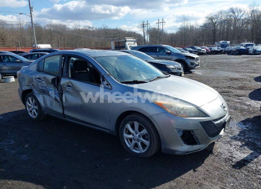 Photo 6 of 2010 Mazda Mazda3 I TOURING (VIN JM1BL1SG8A1105137)