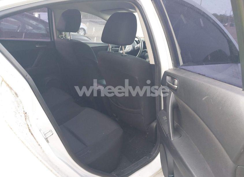 Photo 8 of 2010 Mazda Mazda3 I TOURING (VIN JM1BL1SG8A1106577)