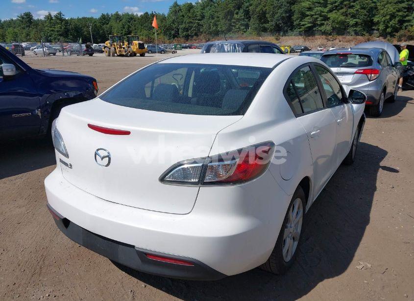 Photo 4 of 2010 Mazda Mazda3 I TOURING (VIN JM1BL1SG8A1219557)