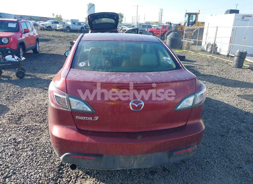 Photo 17 of 2010 Mazda Mazda3 I TOURING (VIN JM1BL1SG8A1240523)