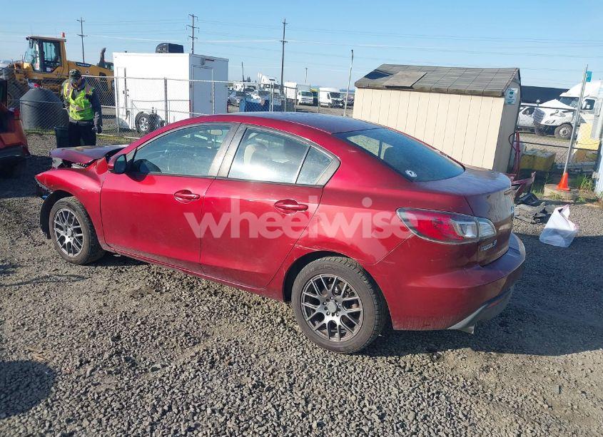 Photo 3 of 2010 Mazda Mazda3 I TOURING (VIN JM1BL1SG8A1240523)