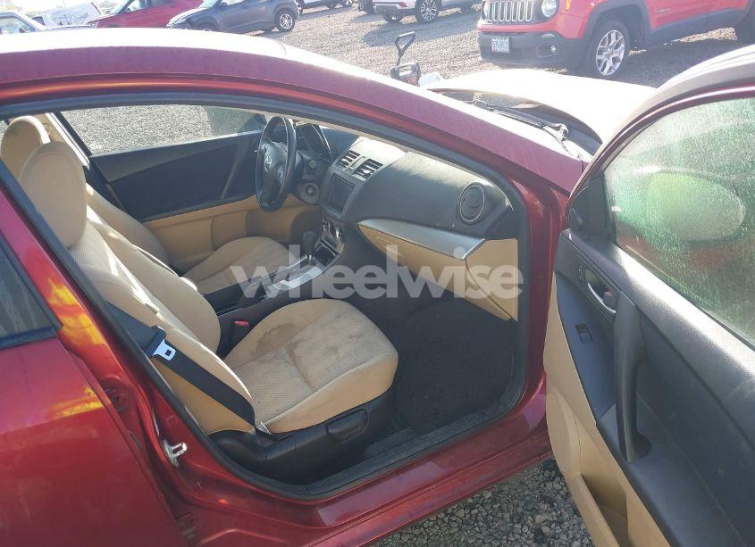 Photo 5 of 2010 Mazda Mazda3 I TOURING (VIN JM1BL1SG8A1240523)