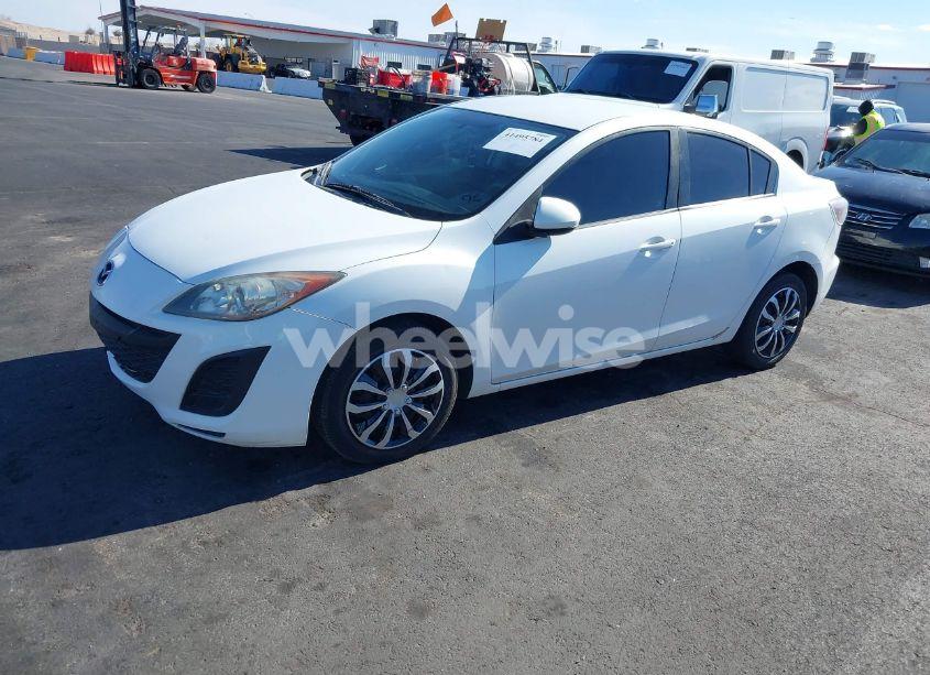 Photo 2 of 2010 Mazda Mazda3 I SPORT (VIN JM1BL1SG8A1246726)