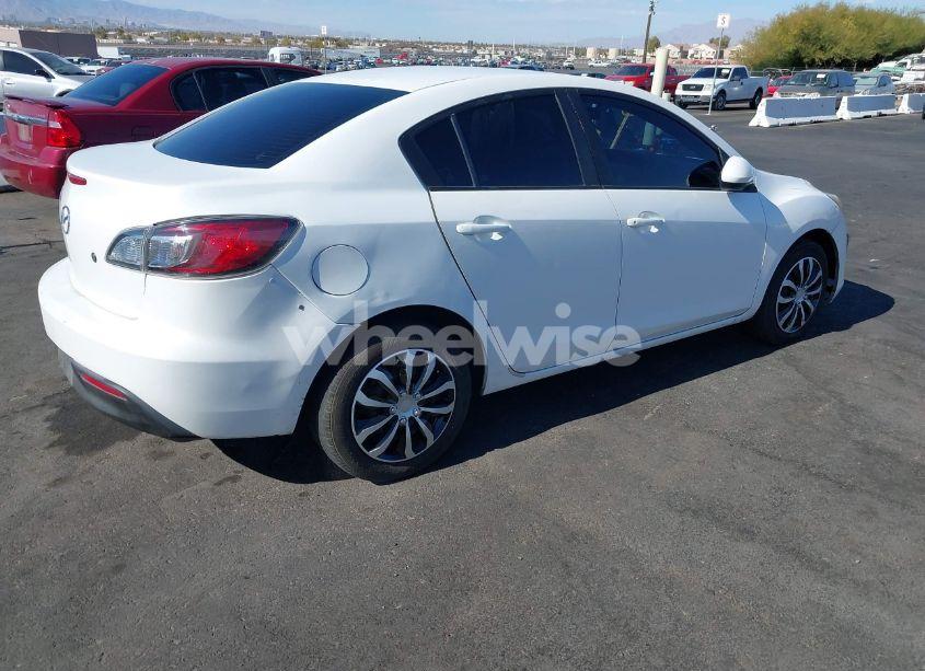 Photo 4 of 2010 Mazda Mazda3 I SPORT (VIN JM1BL1SG8A1246726)
