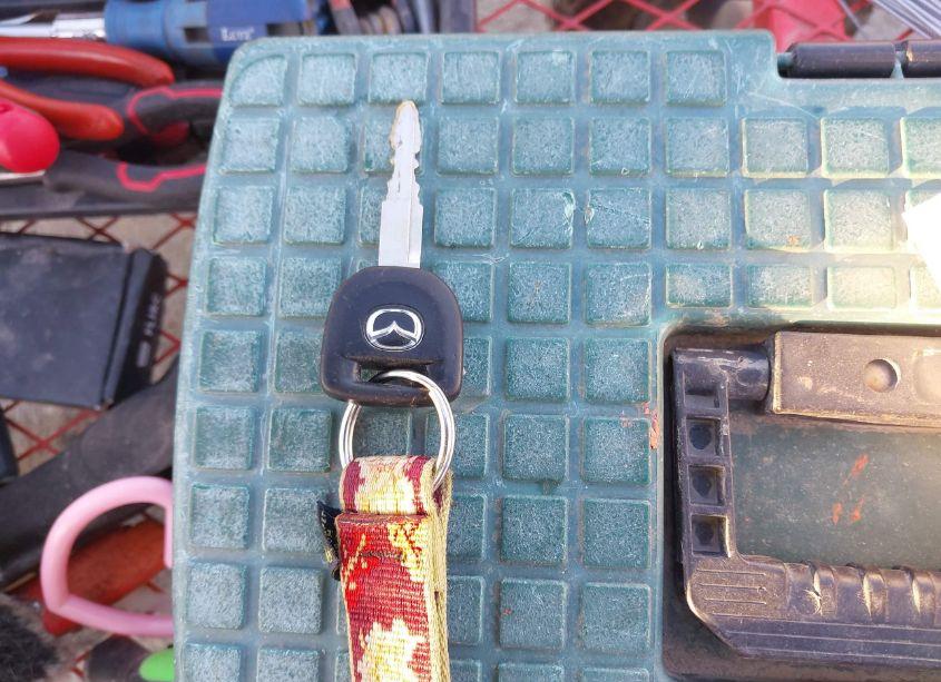 Photo 11 of 2010 Mazda Mazda3 I SPORT (VIN JM1BL1SG8A1286627)