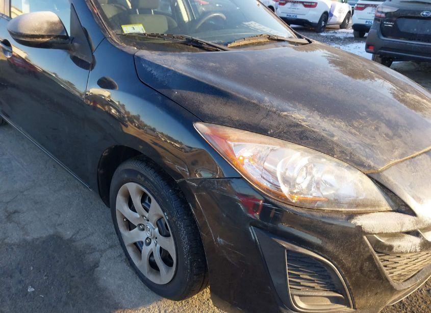 Photo 6 of 2010 Mazda Mazda3 I SPORT (VIN JM1BL1SG8A1286627)