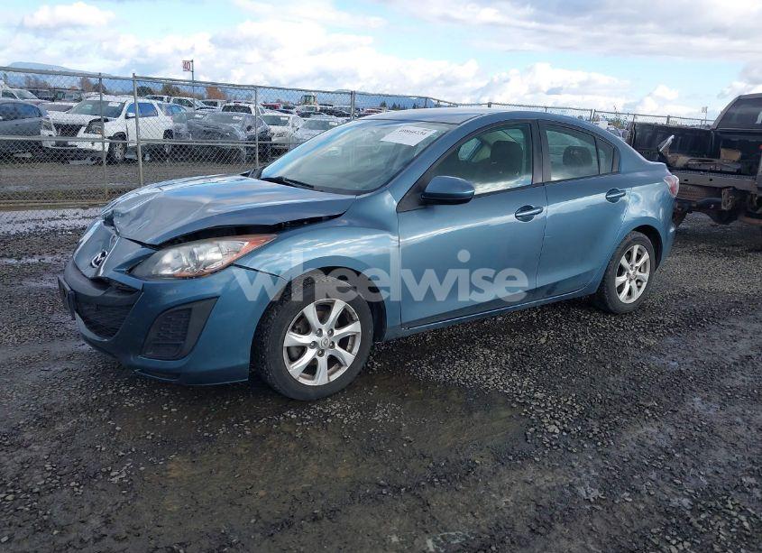 Photo 2 of 2010 Mazda Mazda3 I TOURING (VIN JM1BL1SG8A1310327)