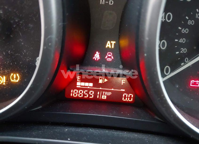 Photo 15 of 2010 Mazda Mazda3 I SPORT (VIN JM1BL1SG8A1324910)