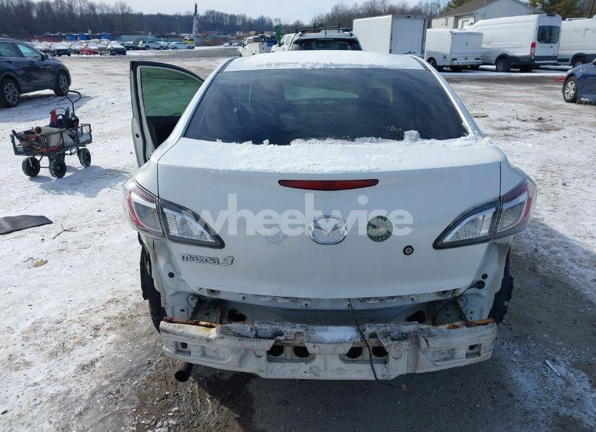 Photo 16 of 2010 Mazda Mazda3 I SPORT (VIN JM1BL1SG8A1324910)