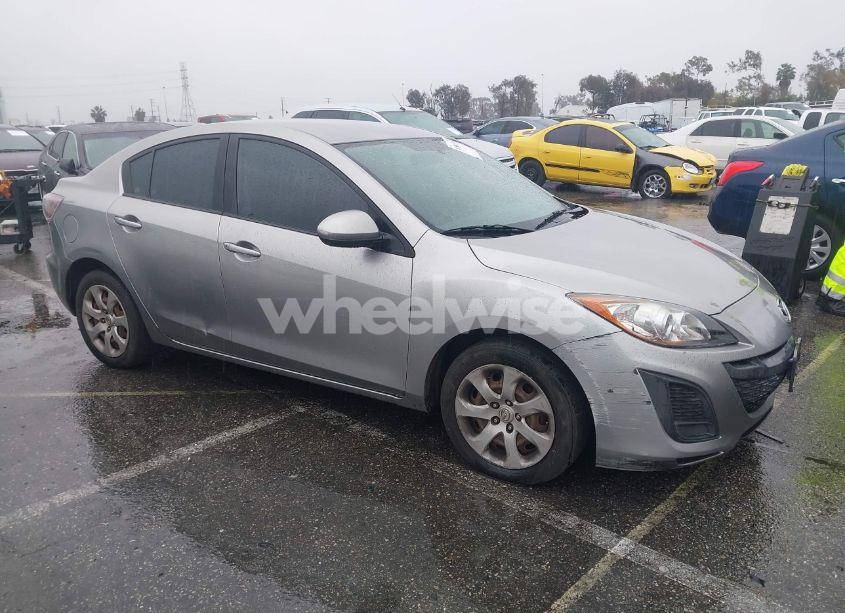 2010 Mazda Mazda3 I SPORT (VIN JM1BL1SG9A1272641) main photo