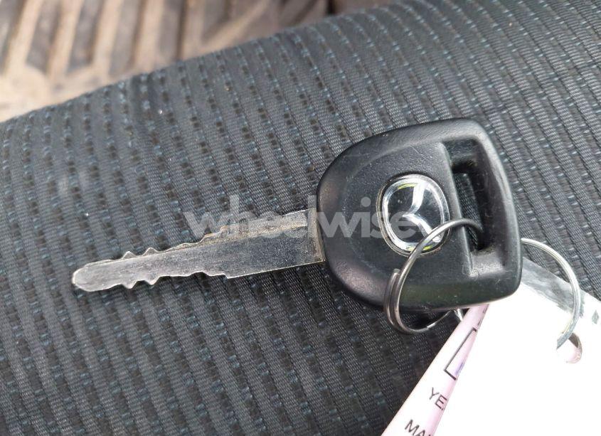 Photo 11 of 2010 Mazda Mazda3 I SPORT (VIN JM1BL1SG9A1299709)