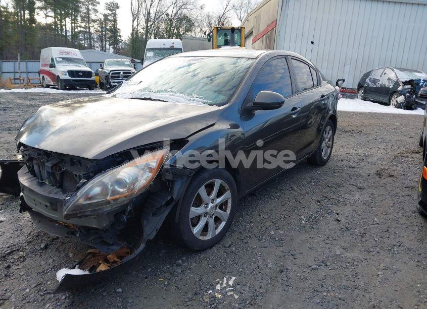 Photo 14 of 2010 Mazda Mazda3 I TOURING (VIN JM1BL1SG9A1329467)
