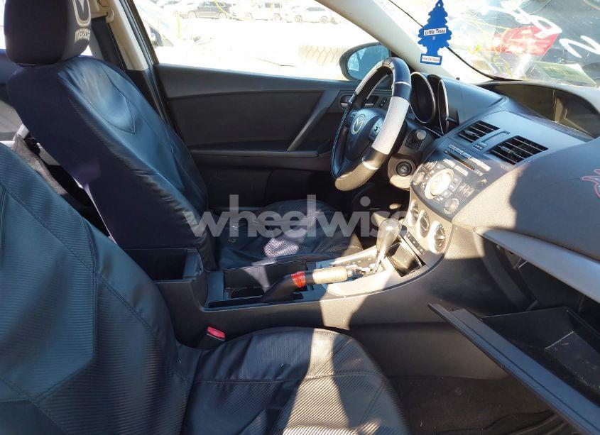 Photo 5 of 2010 Mazda Mazda3 I TOURING (VIN JM1BL1SGXA1160348)