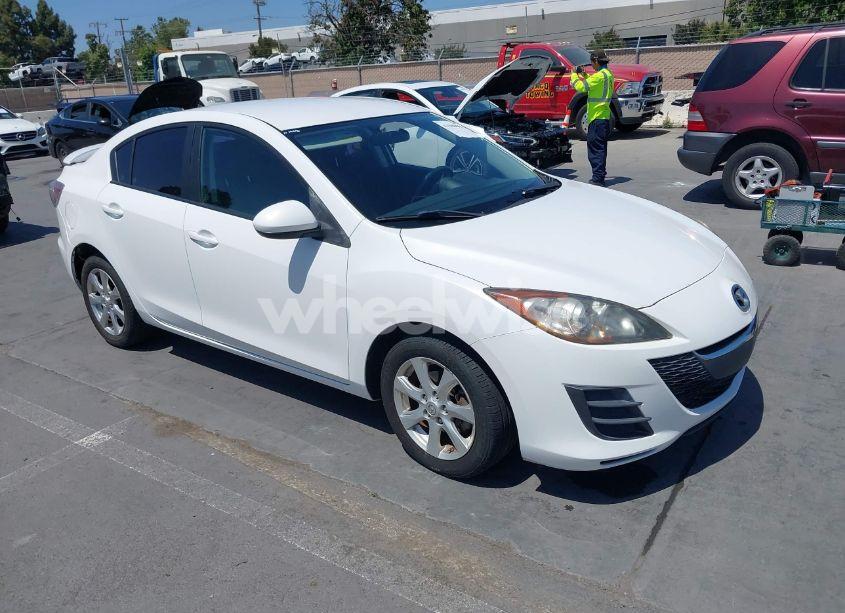 2010 Mazda Mazda3 I TOURING (VIN JM1BL1SGXA1216904) main photo