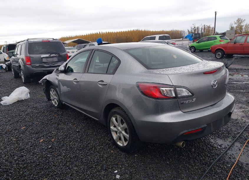 Photo 3 of 2010 Mazda Mazda3 I TOURING (VIN JM1BL1SGXA1231080)