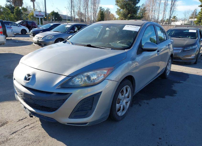 Photo 6 of 2010 Mazda Mazda3 I SPORT (VIN JM1BL1SGXA1240345)