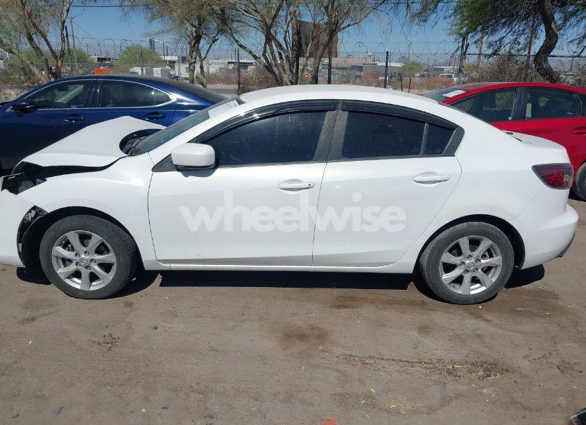 Photo 15 of 2010 Mazda Mazda3 I TOURING (VIN JM1BL1SGXA1294082)