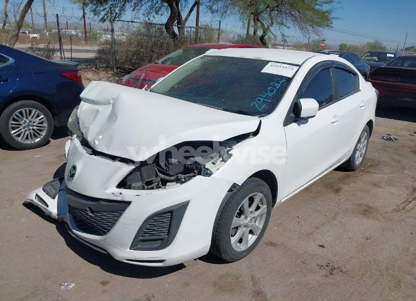 Photo 2 of 2010 Mazda Mazda3 I TOURING (VIN JM1BL1SGXA1294082)