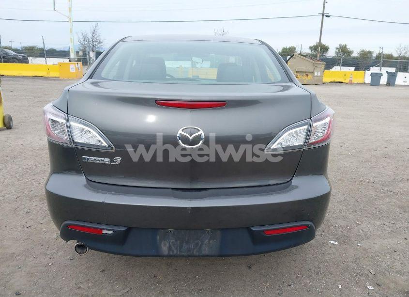 Photo 16 of 2010 Mazda Mazda3 I TOURING (VIN JM1BL1SGXA1301208)