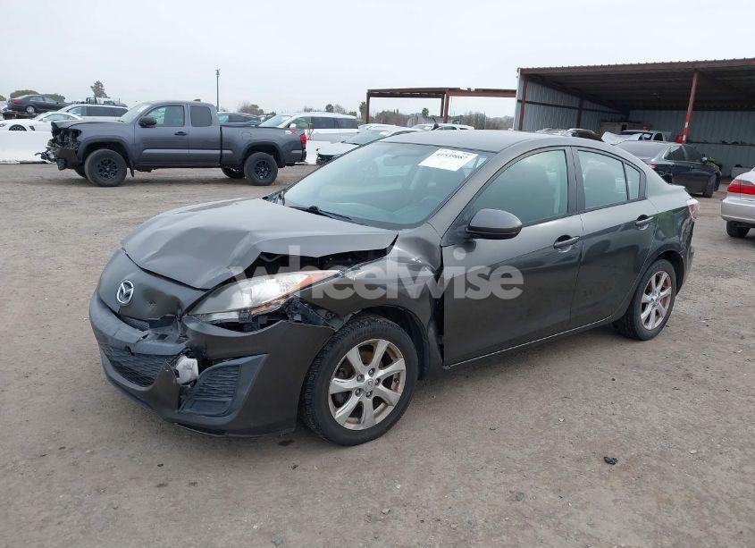 Photo 2 of 2010 Mazda Mazda3 I TOURING (VIN JM1BL1SGXA1301208)