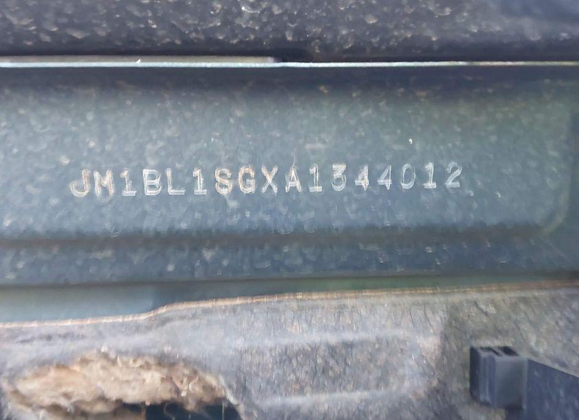 Photo 9 of 2010 Mazda Mazda3 I SPORT (VIN JM1BL1SGXA1344012)