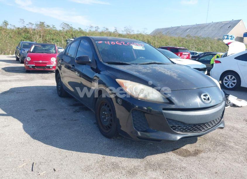 2013 Mazda Mazda3 I SV (VIN JM1BL1TF0D1729461) main photo