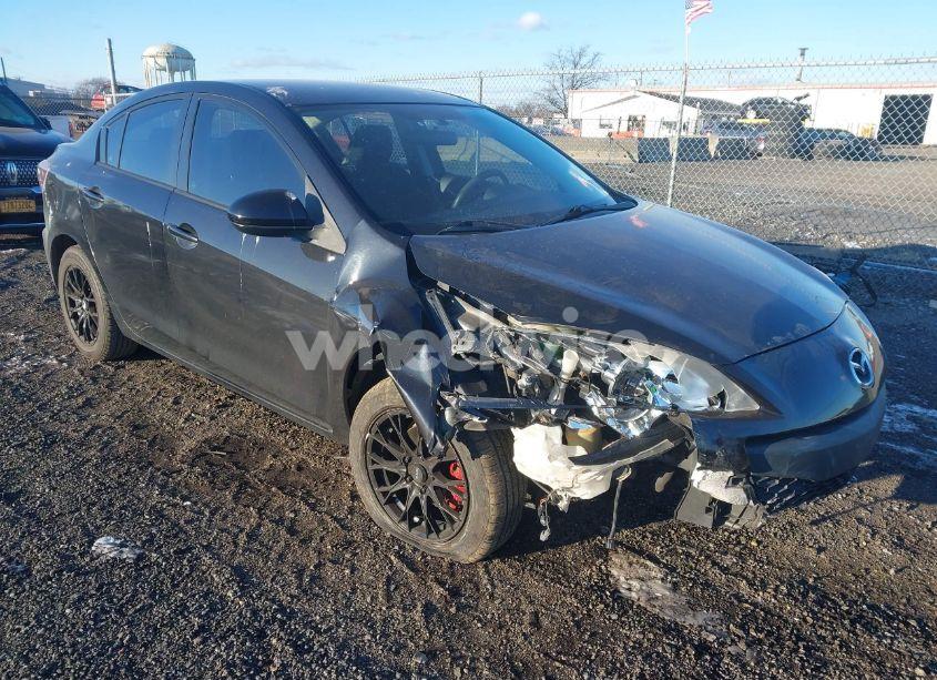 2013 Mazda Mazda3 I SV (VIN JM1BL1TF0D1789384) main photo