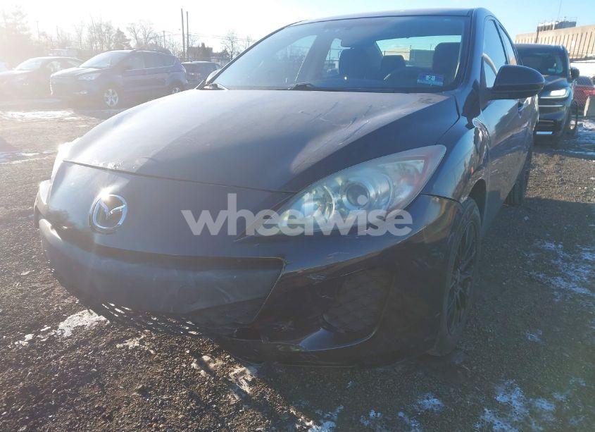 Photo 6 of 2013 Mazda Mazda3 I SV (VIN JM1BL1TF0D1789384)