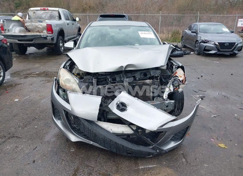 Photo 12 of 2013 Mazda Mazda3 I SV (VIN JM1BL1TF2D1702052)