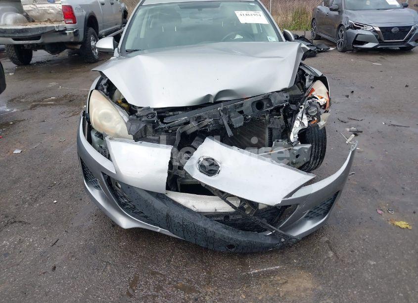 Photo 6 of 2013 Mazda Mazda3 I SV (VIN JM1BL1TF2D1702052)