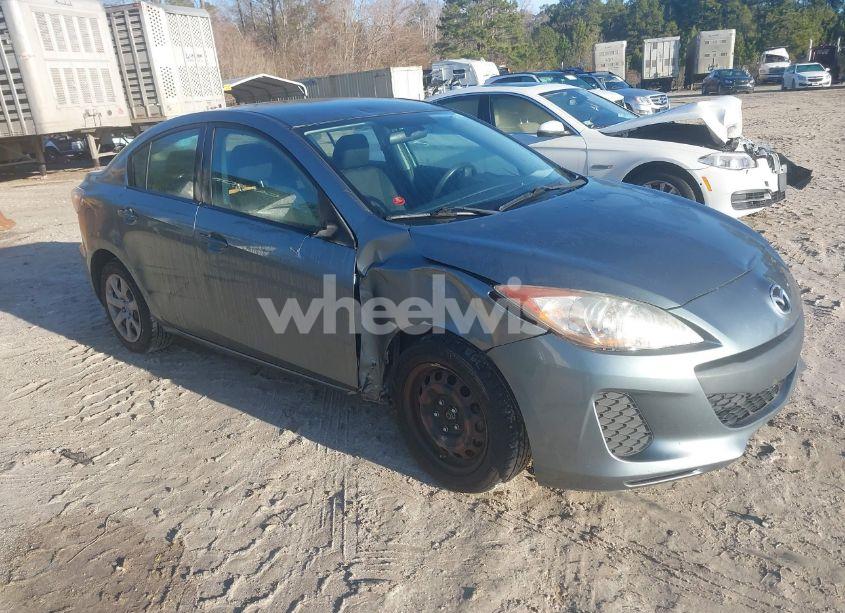 2013 Mazda Mazda3 I SV (VIN JM1BL1TF2D1769010) main photo