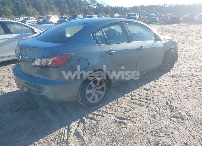 Photo 4 of 2013 Mazda Mazda3 I SV (VIN JM1BL1TF2D1769010)