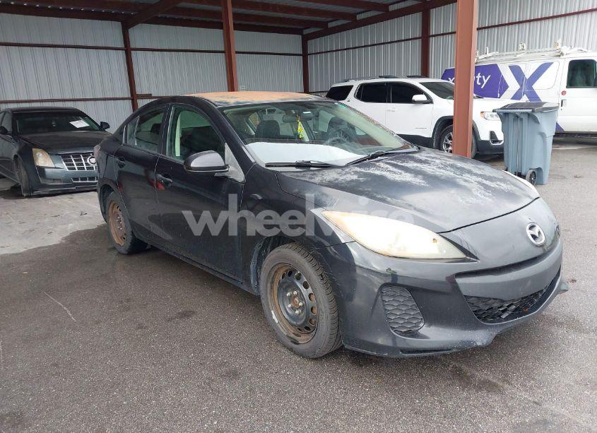 2013 Mazda Mazda3 I SV (VIN JM1BL1TF4D1704725) main photo