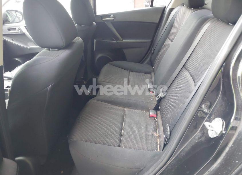 Photo 8 of 2013 Mazda Mazda3 I SV (VIN JM1BL1TF4D1704725)