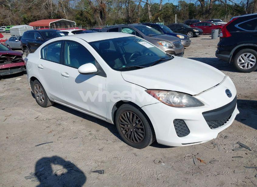 2013 Mazda Mazda3 I SV (VIN JM1BL1TF4D1746358) main photo