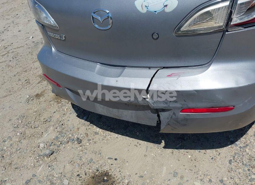 Photo 6 of 2013 Mazda Mazda3 I SV (VIN JM1BL1TF4D1797066)