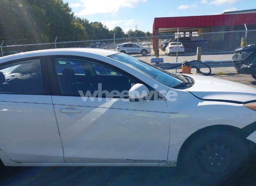 Photo 13 of 2013 Mazda Mazda3 I SV (VIN JM1BL1TF4D1797908)